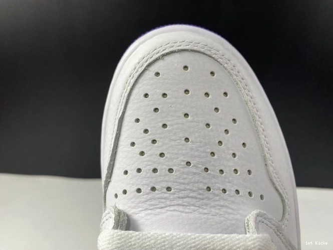 1st Kicks CD0461-151 1 HIGH AIR JORDAN RETRO PURPLE COURT 0724